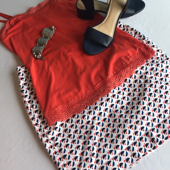 ❎DONATED❎ Ann Taylor Geometric Madison Skirt - Picture 7 of 7